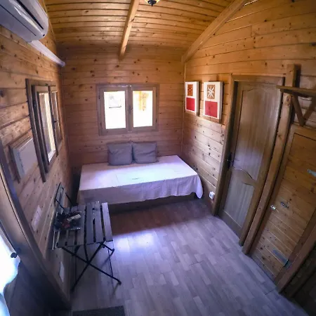 Centro De Ocio Alua Bungalows Camping Rafting Benamejí Exterior foto