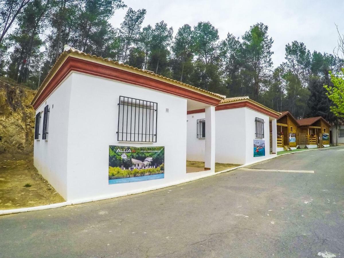 Camping Centro De Ocio Alua Rafting *