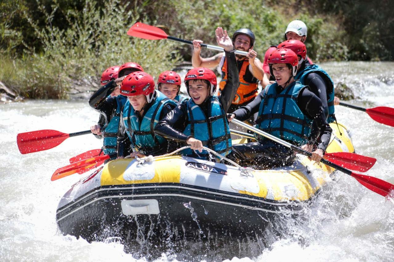 Centro De Ocio Alúa Rafting Camping